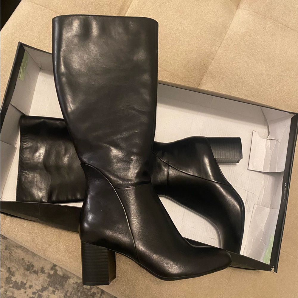 INC Radella boots NIB